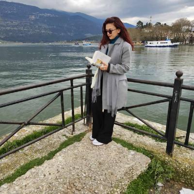 Ginger Pens Book Lovers